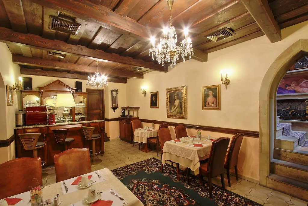 Hotel U Páva Praga 4*,  Repubblica Ceca