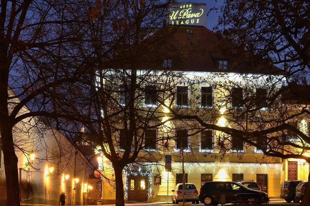 U Pava Hotel Prága 4*,